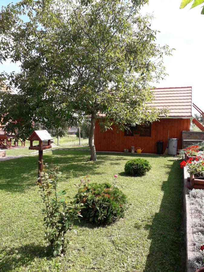 Matyas Apartman Tard Экстерьер фото